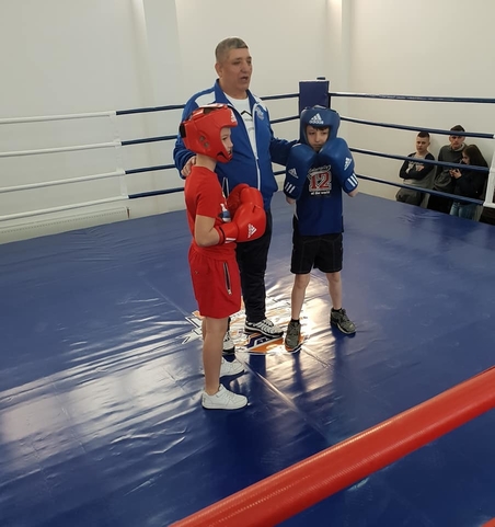 În sfârşit! Boxerii târgovişteni au la dispoziţie o sală modernă