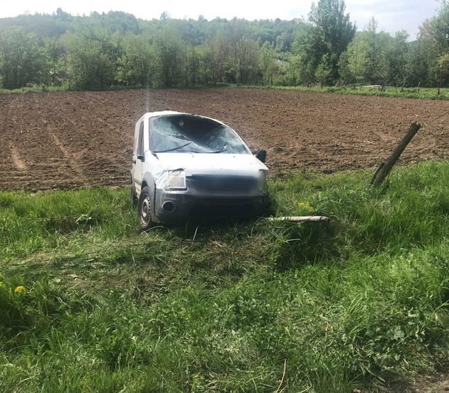 Accident, azi-noapte, în Târgoviște! Un șofer a intrat pe contrasens, două persoane au ajuns la spital