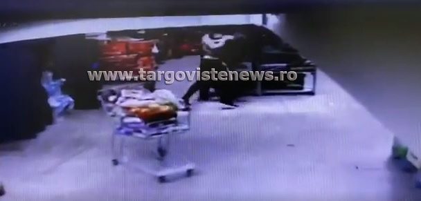 Atac violent într-un magazin din centrul oraşului Moreni
