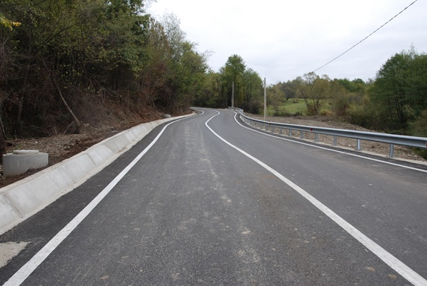Proiect important depus de Consiliul Județean Dâmbovița. Peste 100 de kilometri de drumuri, reparate şi modernizate