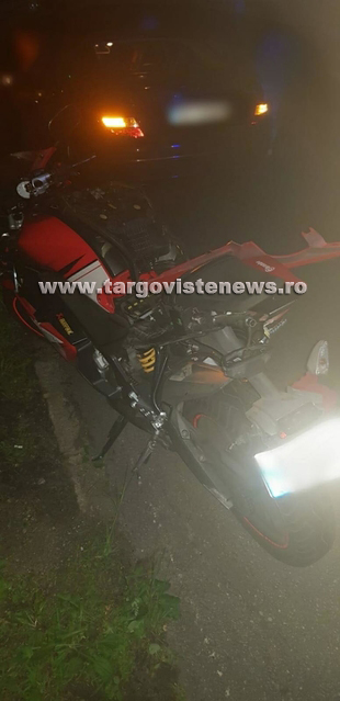 Valea Voievozilor – O şoferiţă, de 18 ani, cu Mercedes, a lovit un motociclist
