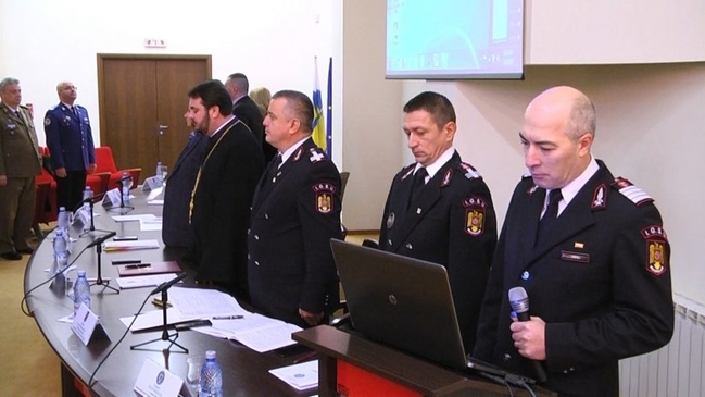 Subofiţer de la ISU Dâmboviţa, reţinut pentru luare de mită
