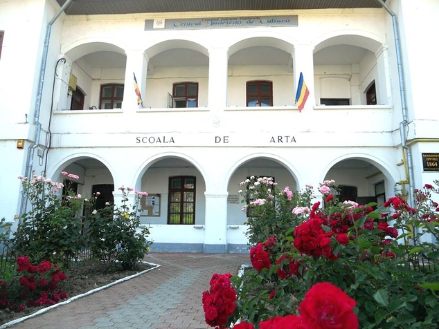 Centrul de cultură şi-a suspendat cursurile, până la 31 martie