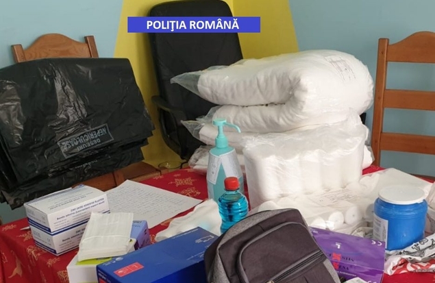 Un angajat al spitalului din Piteşti, prins de poliţişti după ce a furat echipamente de protecţie