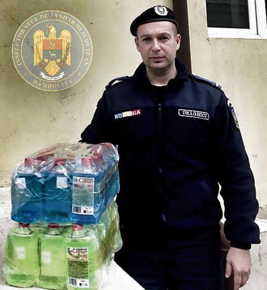Un patron din Găeşti a donat jandarmeriei dezinfectanţi pentru mâini şi suprafeţe