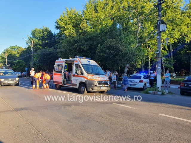 Accidentată grav în fața parcului din Găești