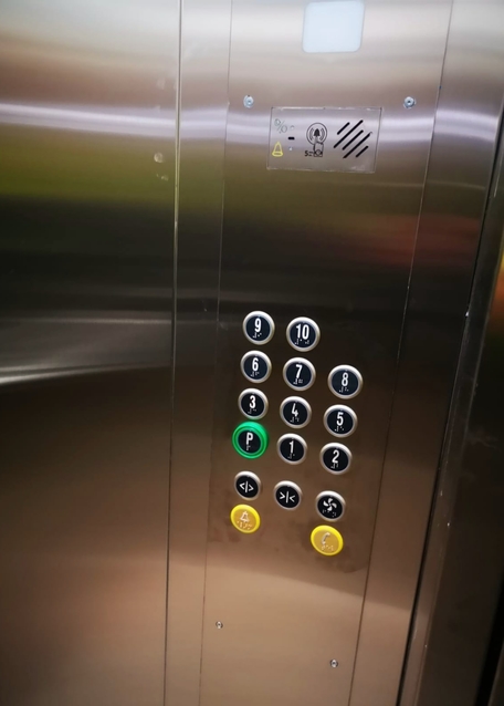 Târgovişte: “Primele lifturi înlocuite pe bani europeni”
