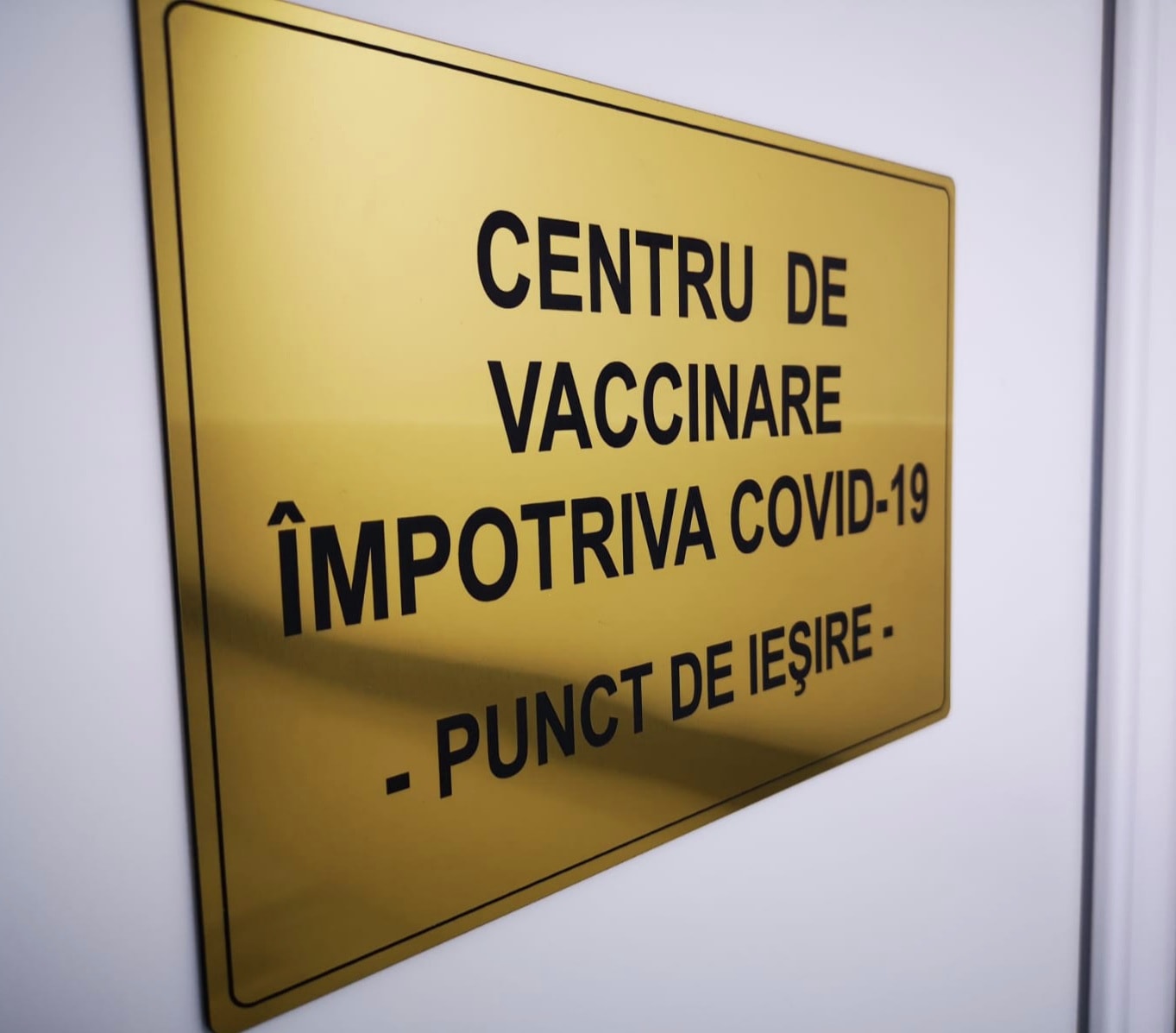 Atenţie. O eroare a sistemului informatic a făcut programări duble la vaccinare, în Târgovişte