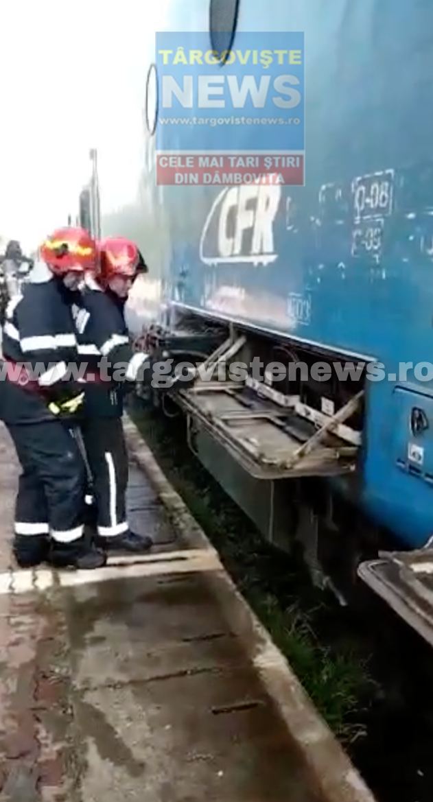 VIDEO – O locomotivă a luat foc în Gara de Sud din Târgoviște