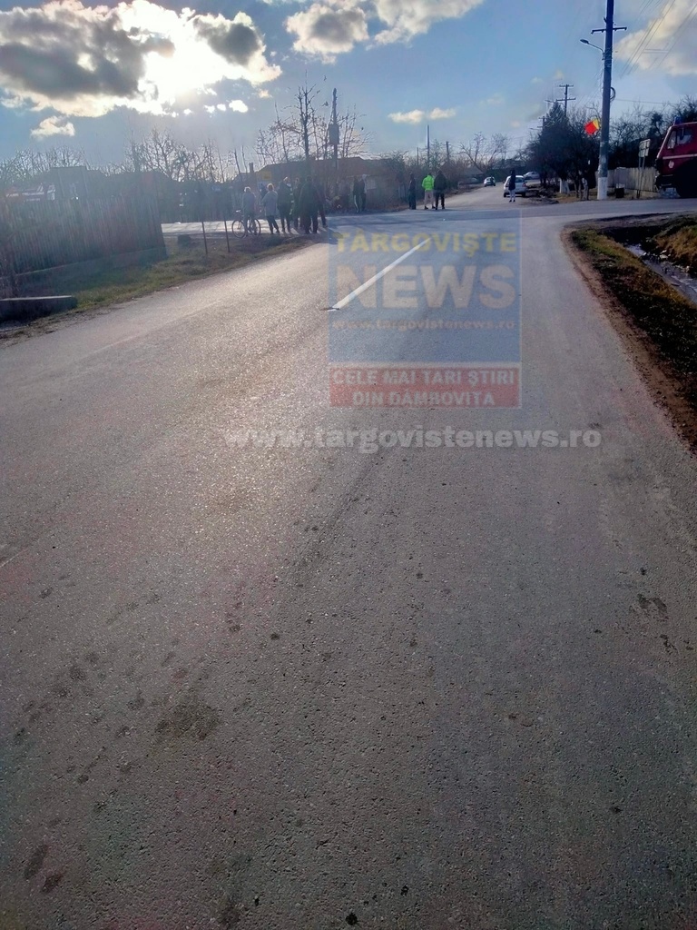Doi şoferi au fost răniţi într-un accident, pe DN1A, la Bujoreanca