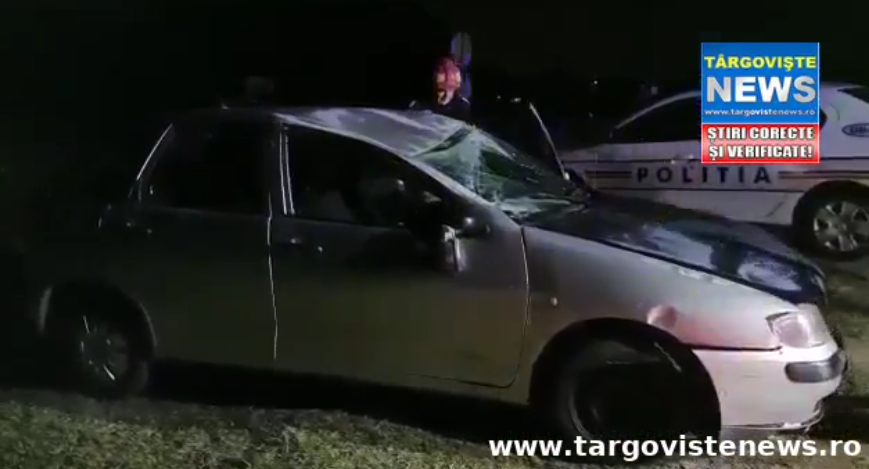 VIDEO – Un şofer s-a răsturnat cu maşina, aseară, în sensul giratoriu de la Tărtăşeşti