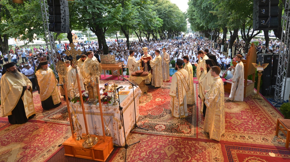 Joi, la Târgovişte – Sărbătoarea Sfântului Ierarh Nifon. Ceremoniile încep de miercuri
