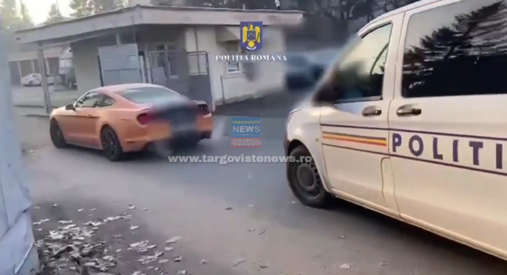 VIDEO – Percheziţii în Târgovişte. Poliţiştii au confiscat maşina unui tânăr, după ce acesta ar fi instigat o femeie să ia 32 de mii de euro dintr-o casă de schimb valutar