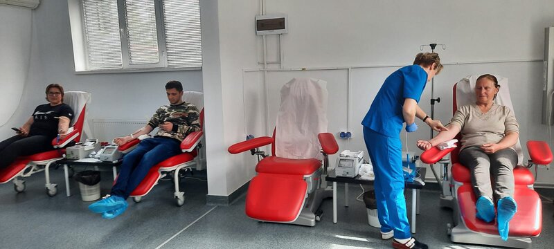 Târgoviște – Vieți salvate – 225 de preoți și credincioși au donat peste 100 de litri sânge