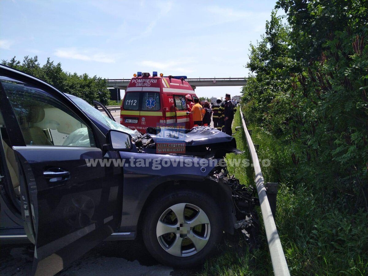 Accident pe Autostrada București – Pitești, la Uliești. O persoană este încarcerată. A aterizat elicopterul SMURD
