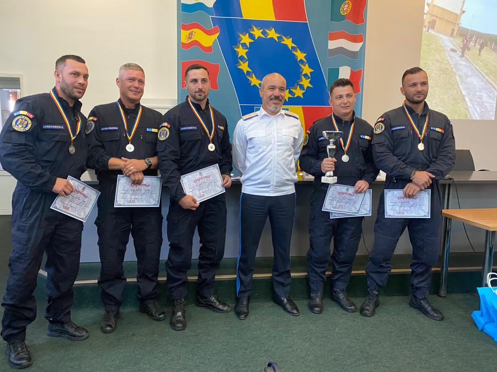 Luptătorii antitero din Inspectoratul de Jandarmi Județean Dâmbovița, vicecampioni la Olimpiada echipelor de intervenție antiteroristă