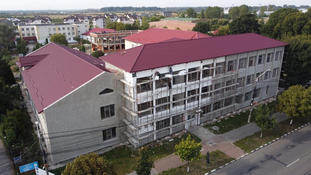 Primăria Titu a obținut bani europeni pentru modernizarea Liceului Tehnologic ”Goga Ionescu”