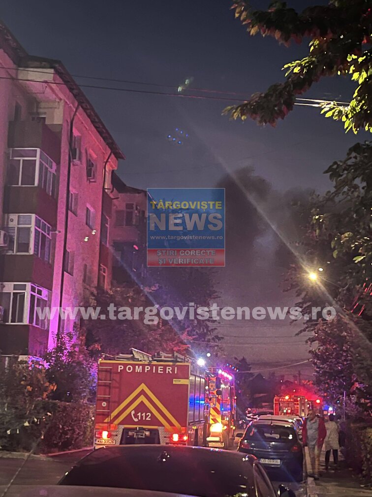 S-a dat alarma într-un bloc din centrul orașului Târgoviște, după ce un apartament de la etajul 3 a luat foc. Toți locatarii au fost evacuați