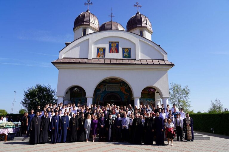 A fost sărbătorit hramul bisericii parohiei Sfântului Voievod Neagoe Basarab, din Târgoviște