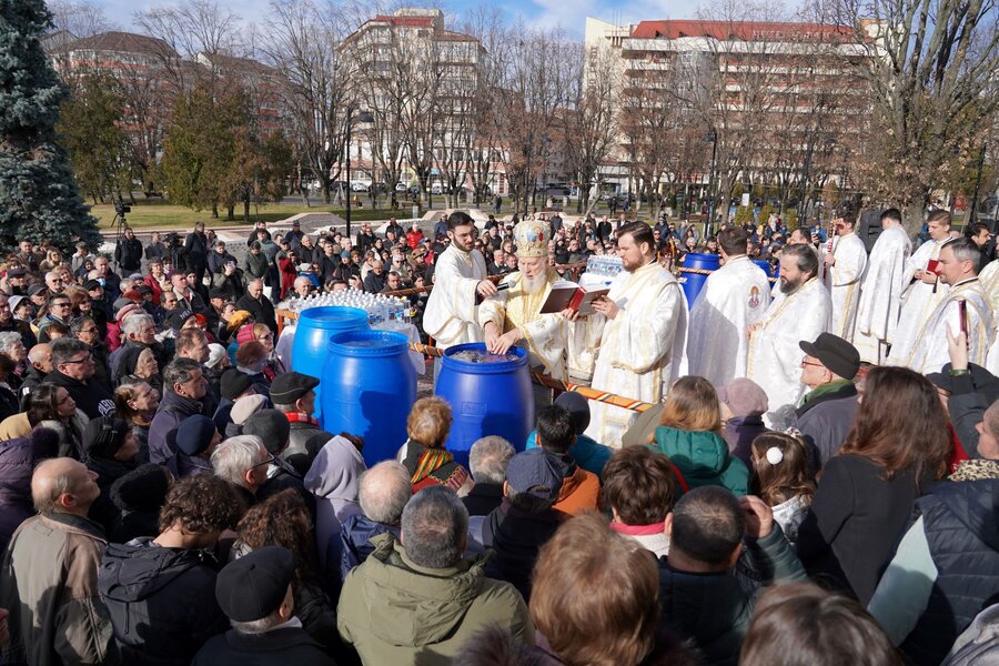 Sărbătoarea Botezului Domnului, la Catedrala din Târgovişte