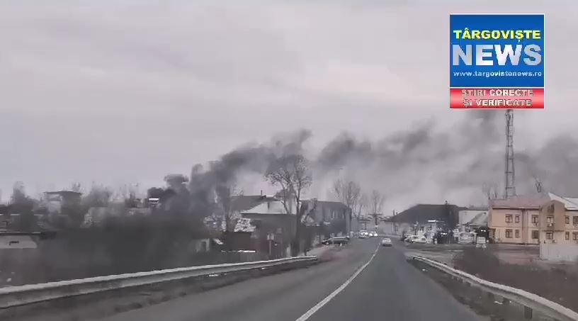 În faţa Primăriei Petreşti: Fumul negru și toxic se vedea de la kilometri distanță, pe autostradă. Ce s-a întâmplat