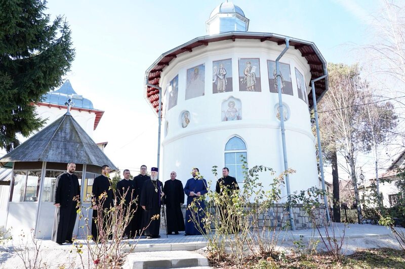 ÎPS Nifon, vizită în parohiile din Târgovişte
