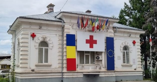 DSP şi Crucea Roşie Dâmboviţa: Caravană informativă şi 3 sesiuni de formare a voluntarilor