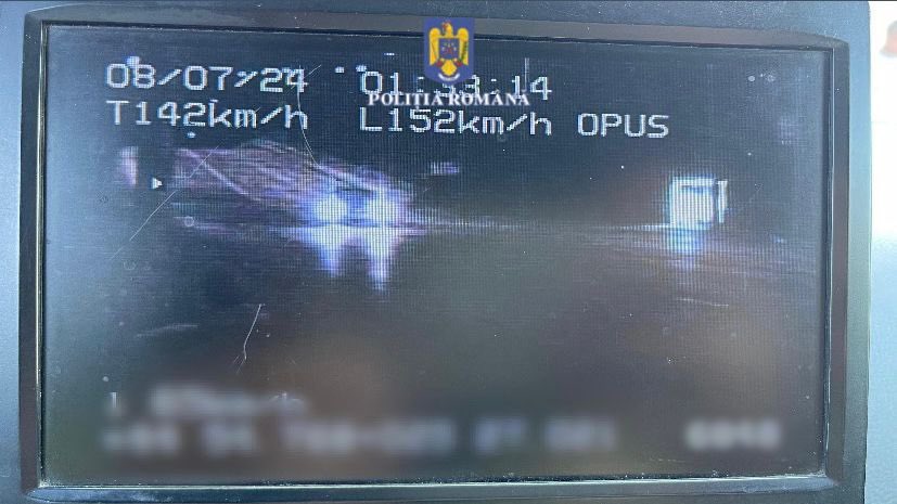 Un şofer a fost înregistrat de RADAR cu 152 de kilometri la oră, pe Şoseaua Găeşti, în Târgovişte